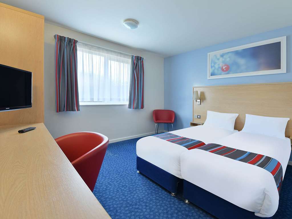 Travelodge Bedford Wyboston Habitación foto